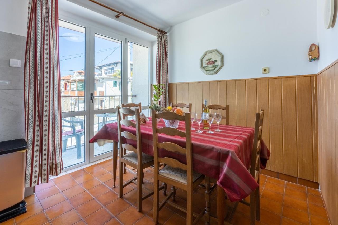 Apartment Mira "Pet Friendly" Crikvenica Ngoại thất bức ảnh