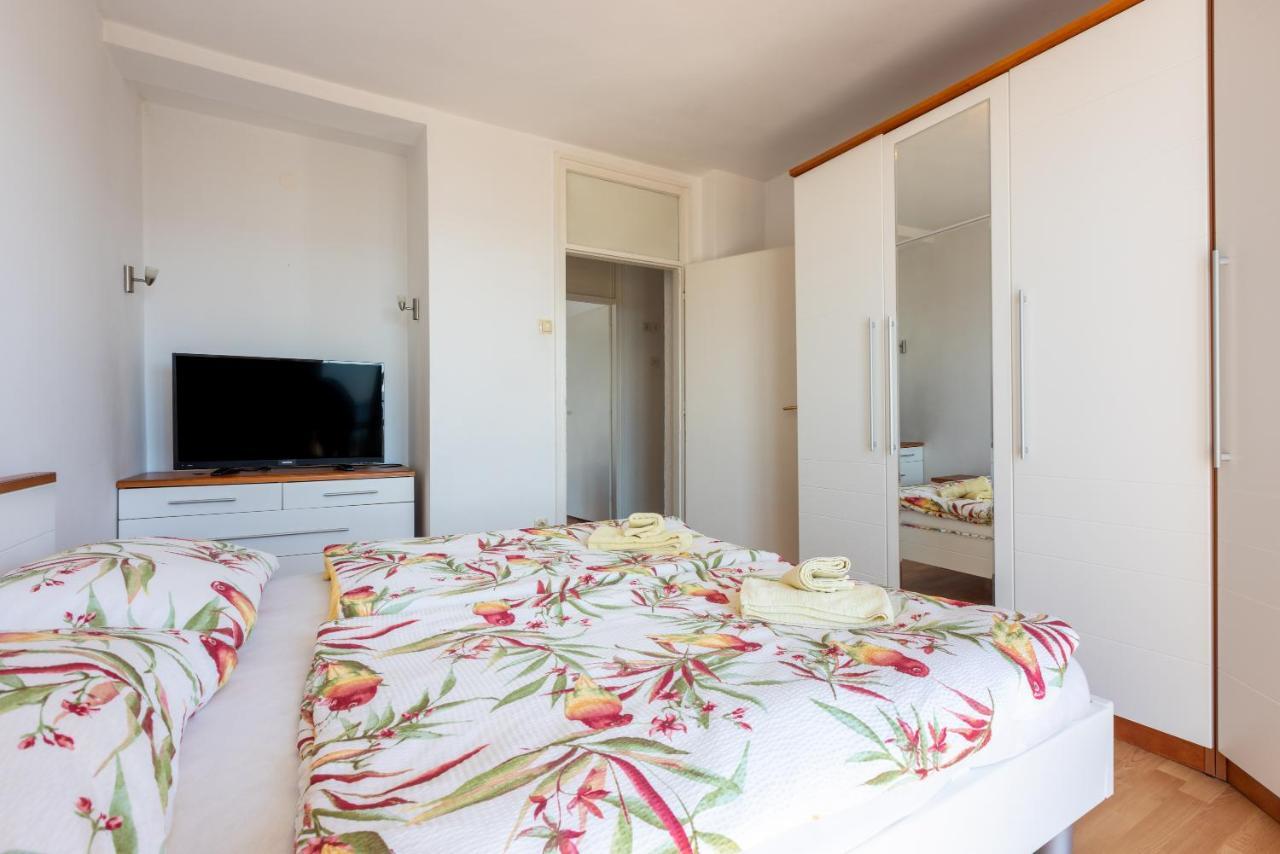 Apartment Mira "Pet Friendly" Crikvenica Ngoại thất bức ảnh