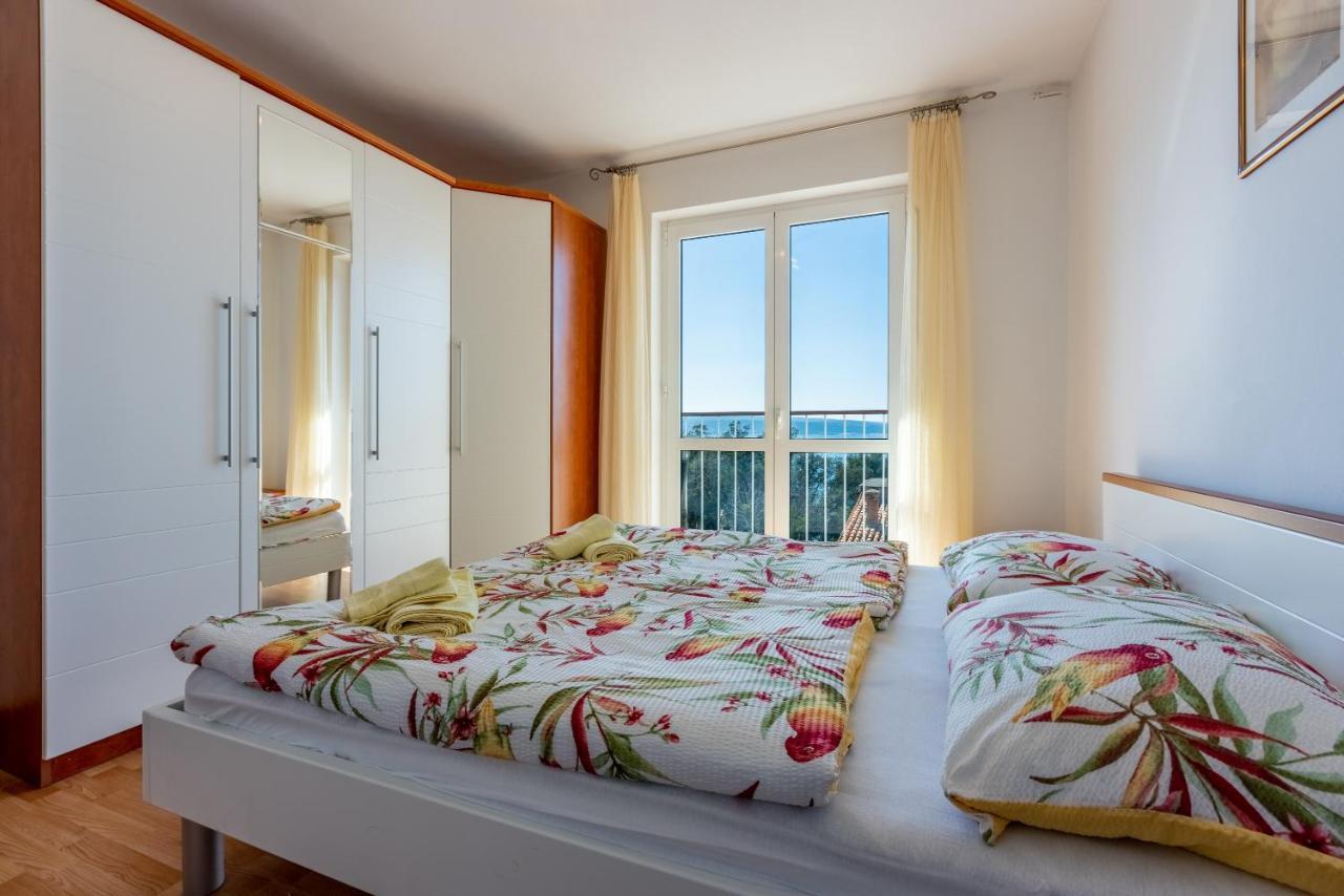 Apartment Mira "Pet Friendly" Crikvenica Ngoại thất bức ảnh